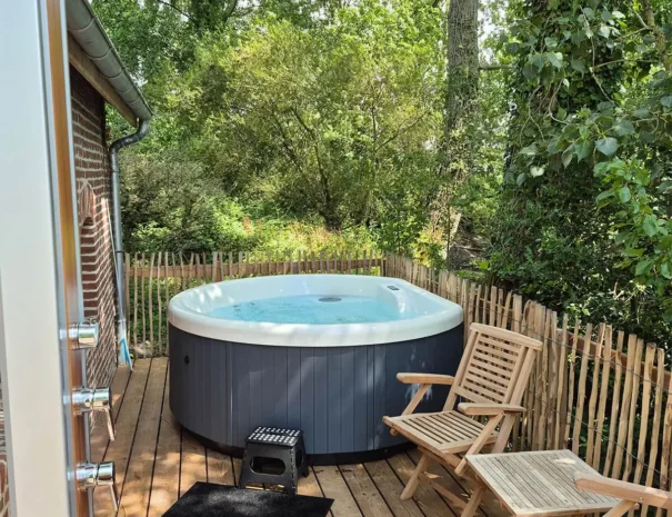 Au Pied du Frêne - La mini Cabane enchantée SPA 01